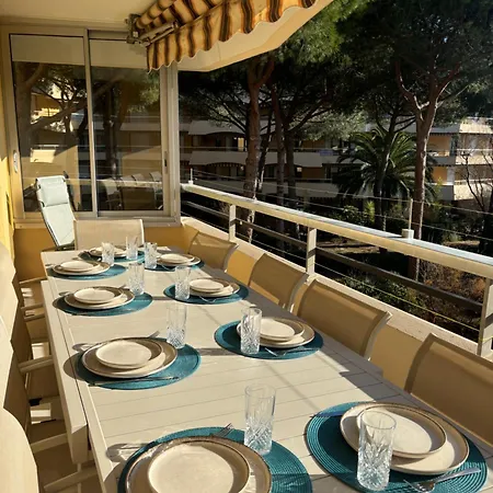 Le Balcon De Funes, Proche Des Plages شقة Fréjus