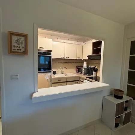 Apartment Le Balcon De Funes, Proche Des Plages Frejus