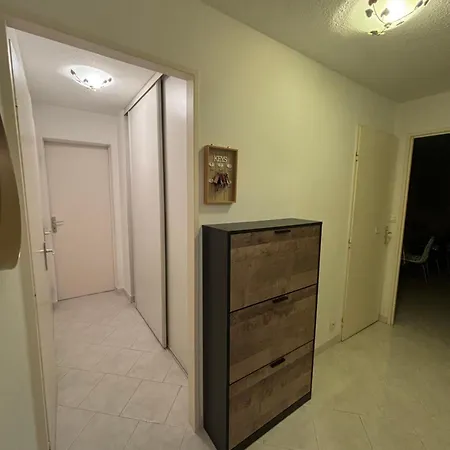 Le Balcon De Funes, Proche Des Plages Apartment Frejus