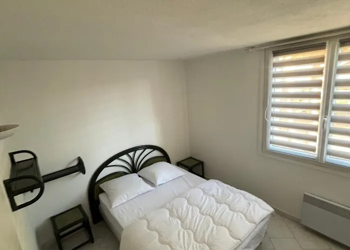 Appartement Le Balcon De Funès, Proche Des Plages