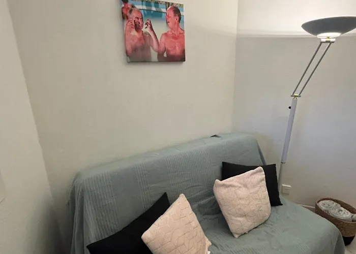 Le Balcon De Funès, Proche Des Plages Appartement *